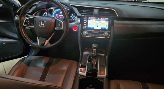 HONDA-CIVIC-2021