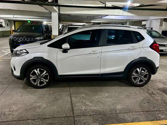 HONDA-WR-V-2017