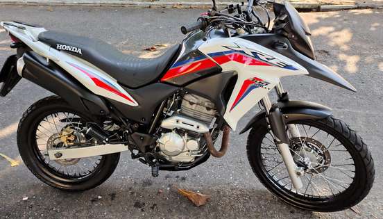 HONDA-XRE 300-2016