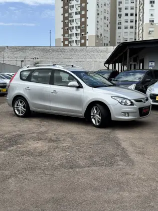 HYUNDAI I30 2.0 MPI 16V GASOLINA 4P MANUAL HYUNDAI I30 2.0 MPI 16V GASOLINA 4P MANUAL