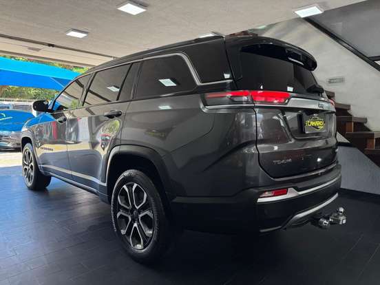 JEEP-COMMANDER-2022
