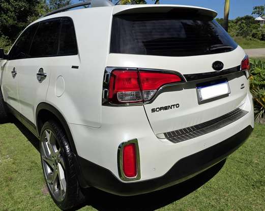 KIA-SORENTO-2014