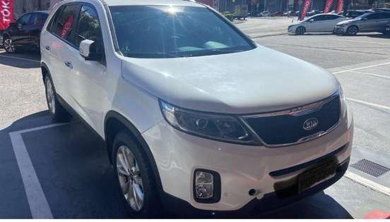 KIA-SORENTO-2014