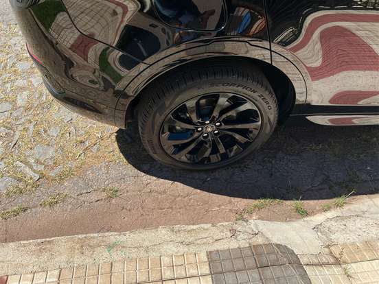 LAND ROVER-DISCOVERY SPORT-2023