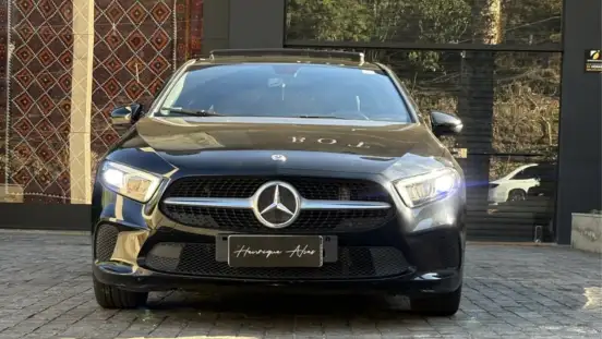 MERCEDES-BENZ-A 200-2019
