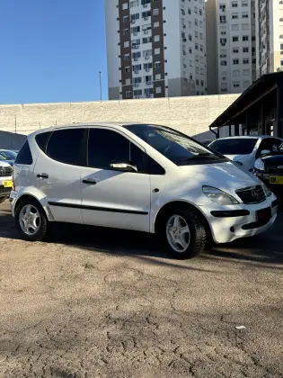 MERCEDES-BENZ CLASSE A 1.6 160 CLASSIC GASOLINA 4P MANUAL MERCEDES-BENZ CLASSE A 1.6 160 CLASSIC GASOLINA 4P MANUAL