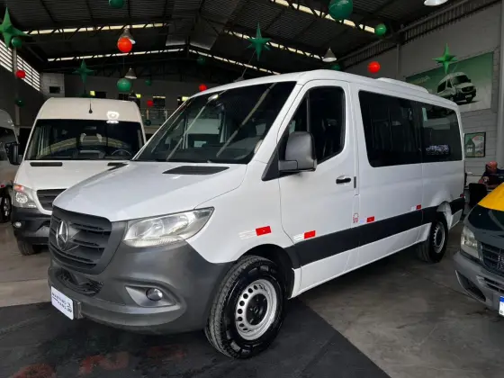 MERCEDES-BENZ SPRINTER 2.2 CDI DIESEL VAN 416 LONGO 16L MANUAL MERCEDES-BENZ SPRINTER 2.2 CDI DIESEL VAN 416 LONGO 16L MANUAL