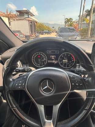 MERCEDES-BENZ-A 200-1.6 TURBO 16V FLEX 4P AUTOMÁTICO MERCEDES-BENZ-A 200-2015