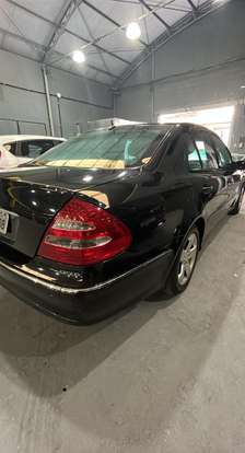 MERCEDES-BENZ-E 350-2005