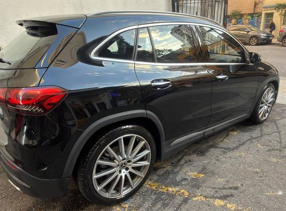 MERCEDES-BENZ GLA 200 1.3 GCI GASOLINA AMG LINE 7G-DCT