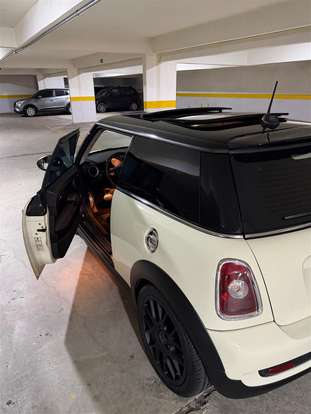 MINI-COOPER-2010