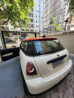 MINI-ONE-2011