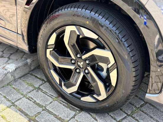 MITSUBISHI-ECLIPSE CROSS-2026