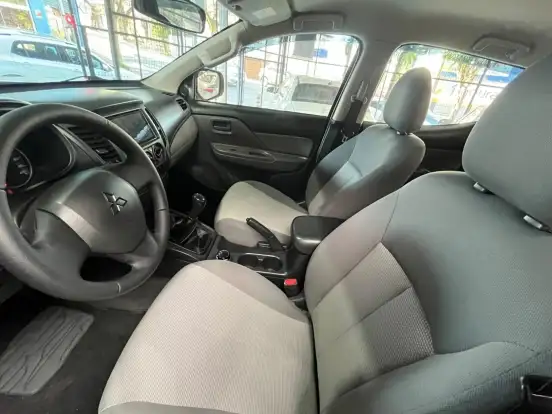 MITSUBISHI-L200 TRITON-2020