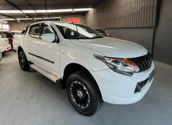 MITSUBISHI-L200 TRITON-2020