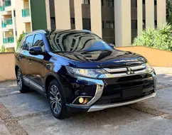 MITSUBISHI OUTLANDER 2.2 4X4 16V DIESEL 4P AUTOMÁTICO MITSUBISHI OUTLANDER 2.2 4X4 16V DIESEL 4P AUTOMÁTICO