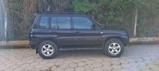 MITSUBISHI-PAJERO-2007