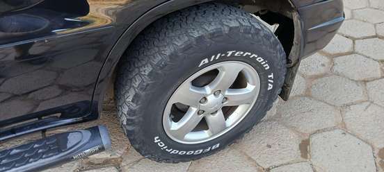 MITSUBISHI-PAJERO-2007