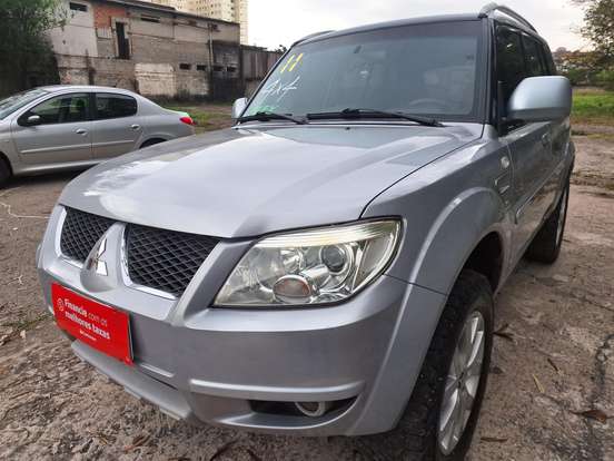 MITSUBISHI-PAJERO TR4-2.0 4X4 16V 140CV FLEX 4P AUTOMÁTICO MITSUBISHI-PAJERO TR4-2010