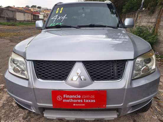 MITSUBISHI-PAJERO TR4-2.0 4X4 16V 140CV FLEX 4P AUTOMÁTICO MITSUBISHI-PAJERO TR4-2010