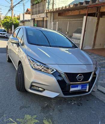 NISSAN-VERSA-2023