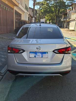 NISSAN-VERSA-2023