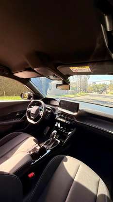 PEUGEOT-2008-1.0 TURBO 200 FLEX ALLURE CVT PEUGEOT-2008-2025