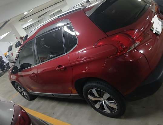 PEUGEOT-2008-2018