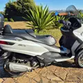 PIAGGIO MP3 300 PIAGGIO MP3 300