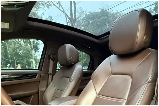 PORSCHE-CAYENNE-2021