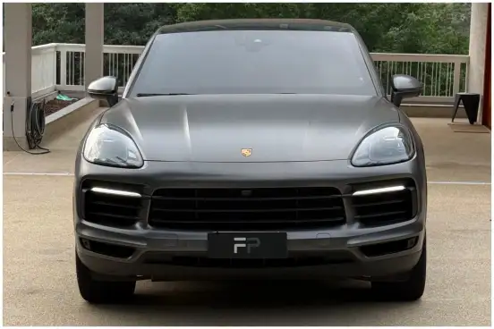 PORSCHE-CAYENNE-2021