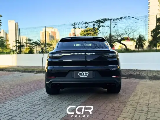 PORSCHE-CAYENNE-2020