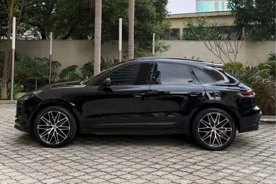 PORSCHE-MACAN-2023