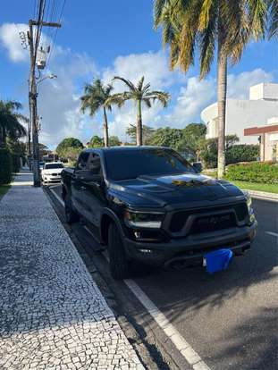 RAM-1500-5.7 V8 GASOLINA REBEL CD 4X4 AUTOMÁTICO RAM-1500-2023