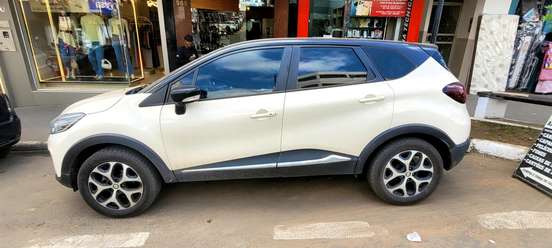 RENAULT-CAPTUR-2019