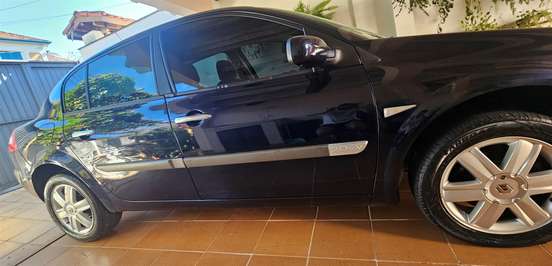 RENAULT-MEGANE-2006