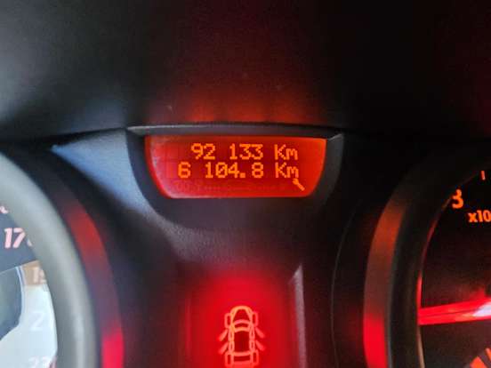 RENAULT-MEGANE-2.0 DYNAMIQUE SEDAN 16V GASOLINA 4P MANUAL RENAULT-MEGANE-2006