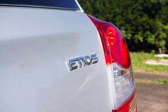 TOYOTA-ETIOS-2017