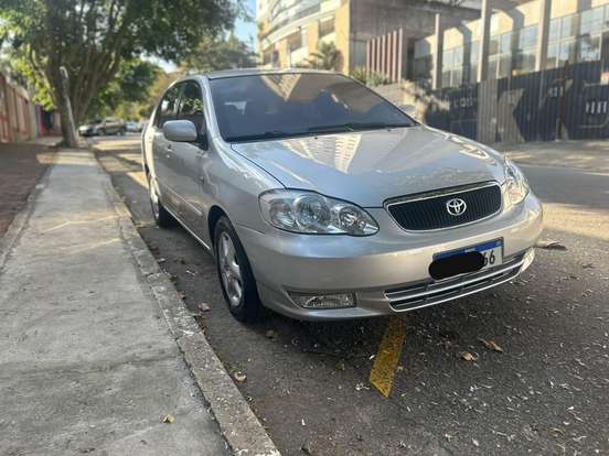 TOYOTA-COROLLA-2004
