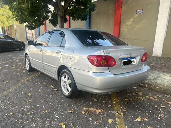 TOYOTA-COROLLA-1.8 SE-G 16V GASOLINA 4P AUTOMÁTICO TOYOTA-COROLLA-2004