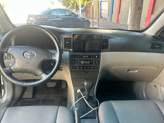TOYOTA-COROLLA-2004