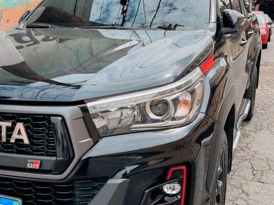 TOYOTA-HILUX-2.8 GR SPORT 4X4 CD 16V DIESEL 4P AUTOMÁTICO TOYOTA-HILUX-2020