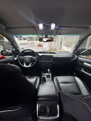 TOYOTA-HILUX-2019