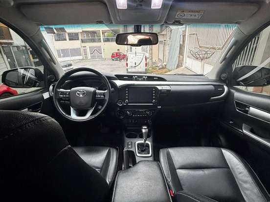 TOYOTA-HILUX-2.8 SRV 4X4 CD 16V DIESEL 4P AUTOMÁTICO TOYOTA-HILUX-2019