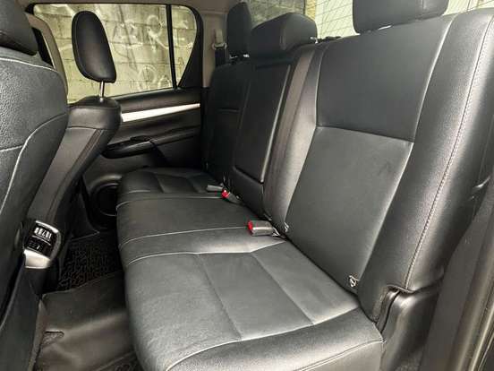 TOYOTA-HILUX-2.8 SRV 4X4 CD 16V DIESEL 4P AUTOMÁTICO TOYOTA-HILUX-2019