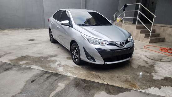 TOYOTA-YARIS-2021