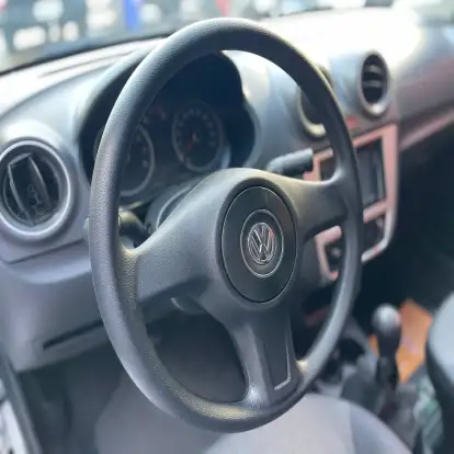 VOLKSWAGEN-GOL-2013