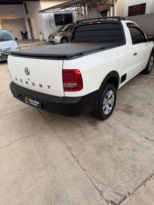 VOLKSWAGEN-SAVEIRO-2019
