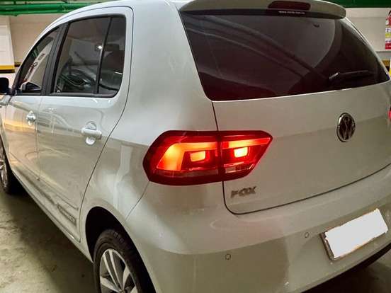VOLKSWAGEN-FOX-1.6 MSI TOTAL FLEX CONNECT 4P MANUAL VOLKSWAGEN-FOX-2017