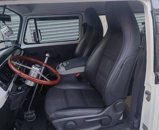 VOLKSWAGEN KOMBI 1.4 MI STD 8V FLEX 4P MANUAL